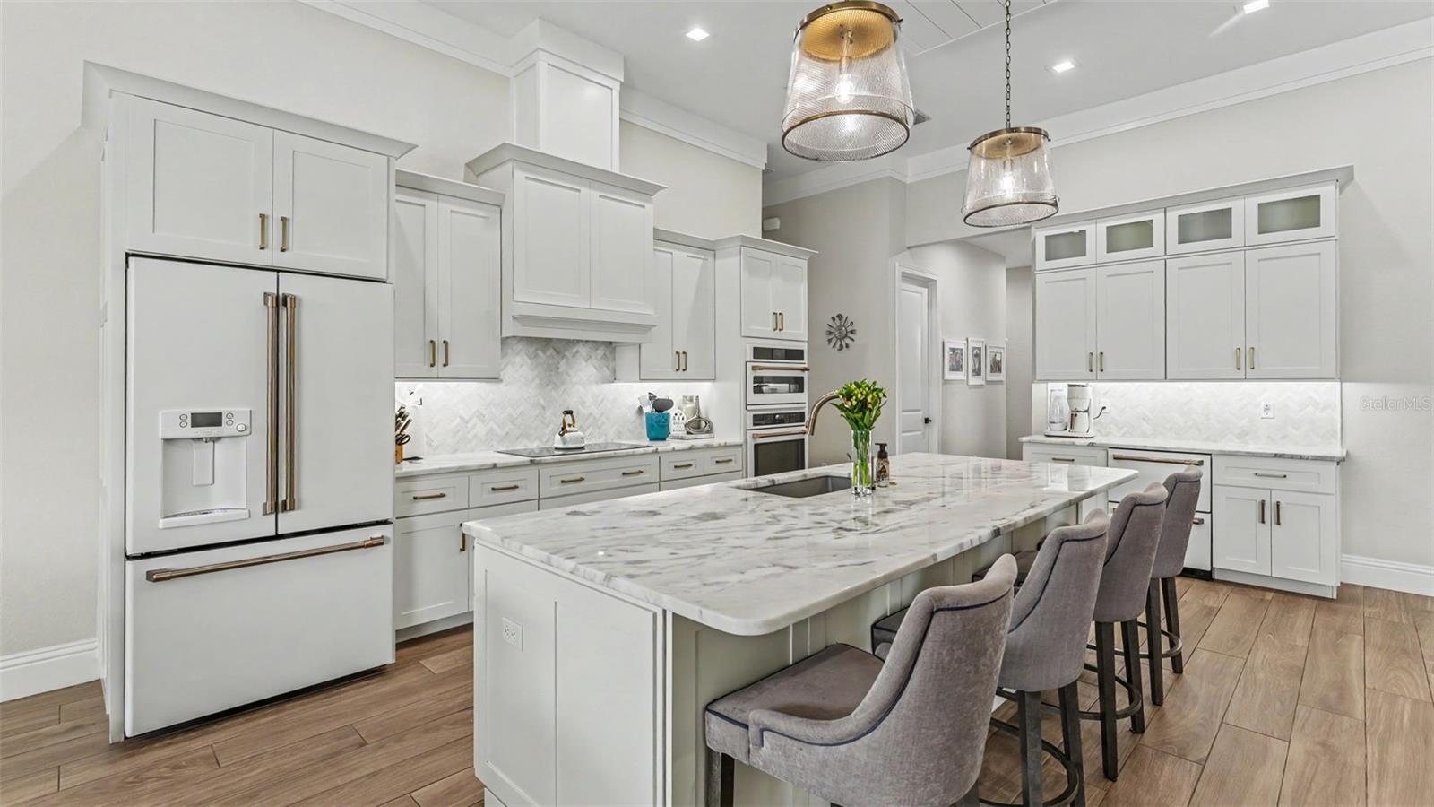 HALLAM PRESERVE EAST - Residential