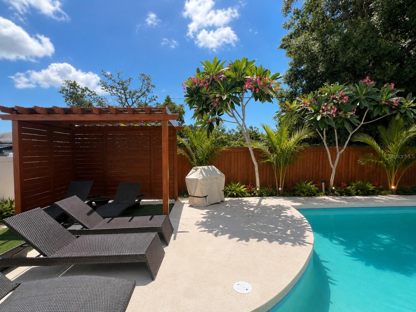 4460 EMERALD RIDGE DRIVE