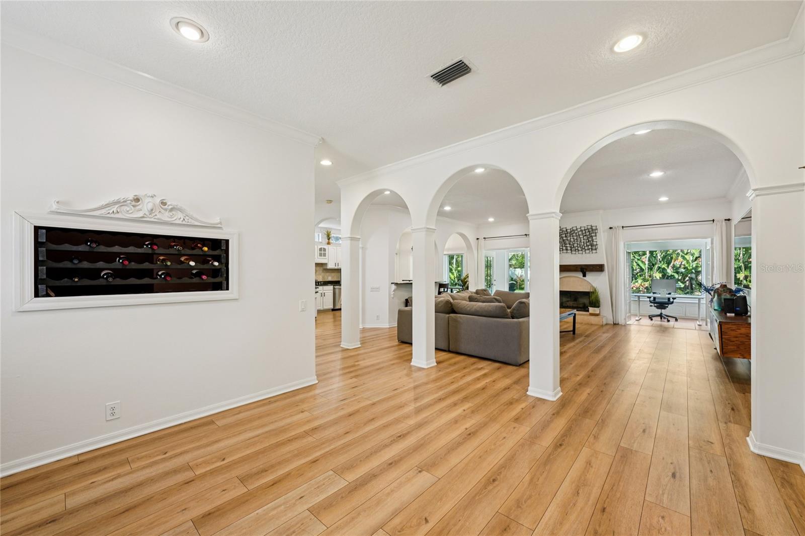 HARBOR VIEW PALMS - Residential