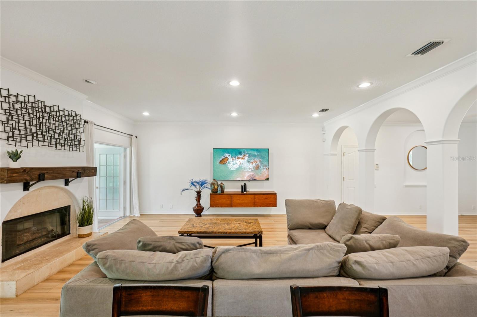 HARBOR VIEW PALMS - Residential