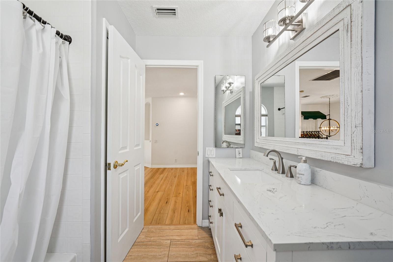 HARBOR VIEW PALMS - Residential