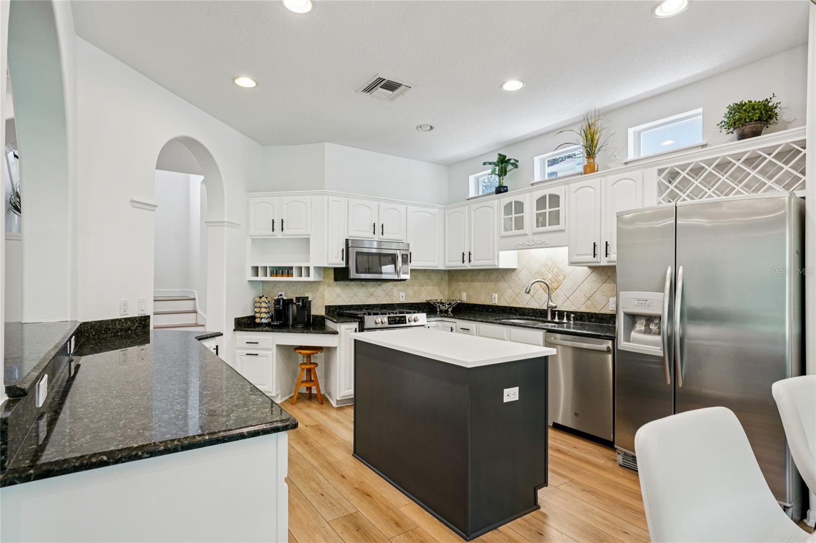 HARBOR VIEW PALMS - Residential