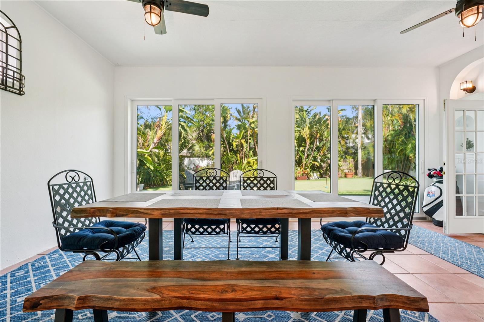 HARBOR VIEW PALMS - Residential