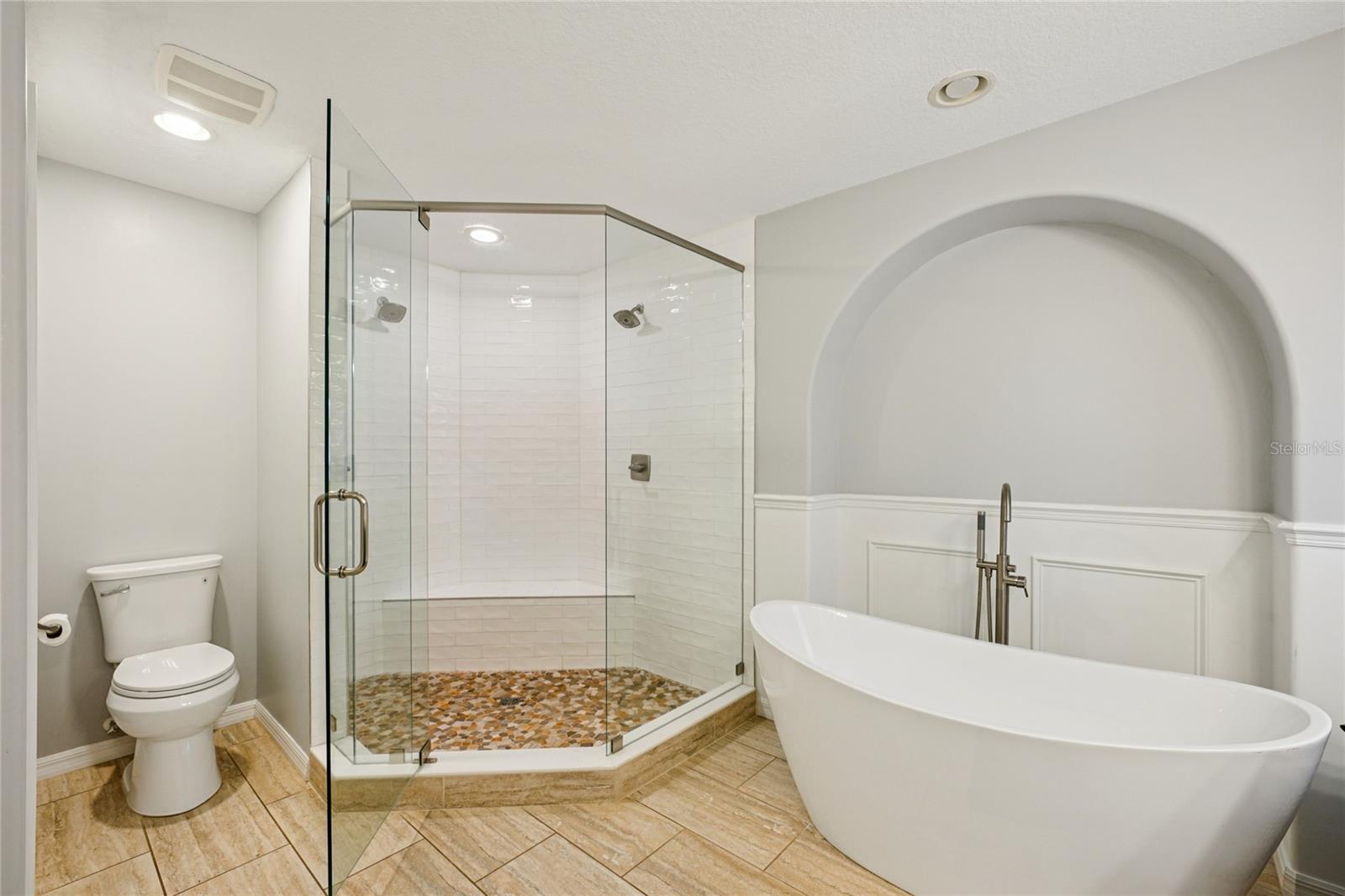 HARBOR VIEW PALMS - Residential