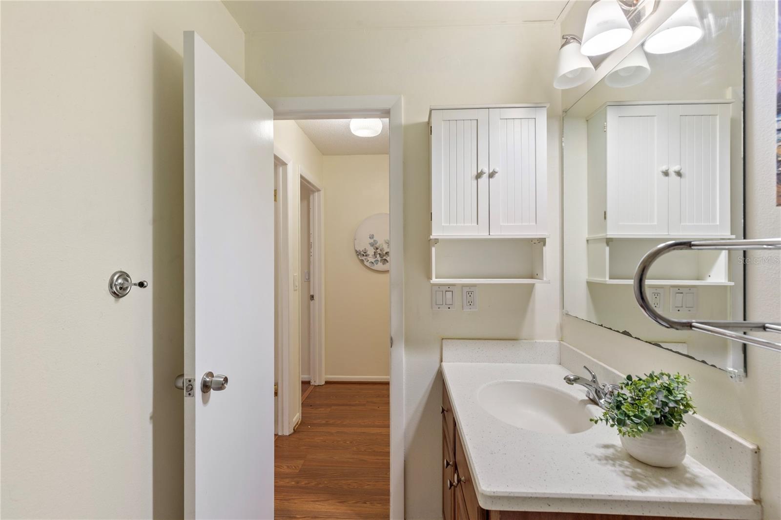 RAINTREE MANOR HOMES CONDOMINI - Residential