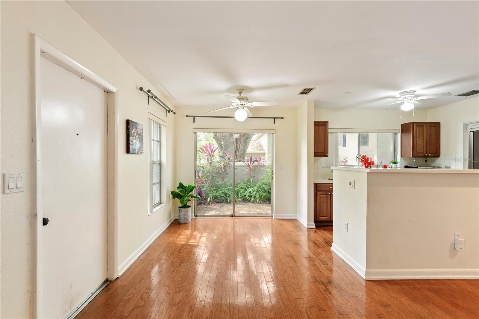 RAINTREE MANOR HOMES CONDOMINI - Residential