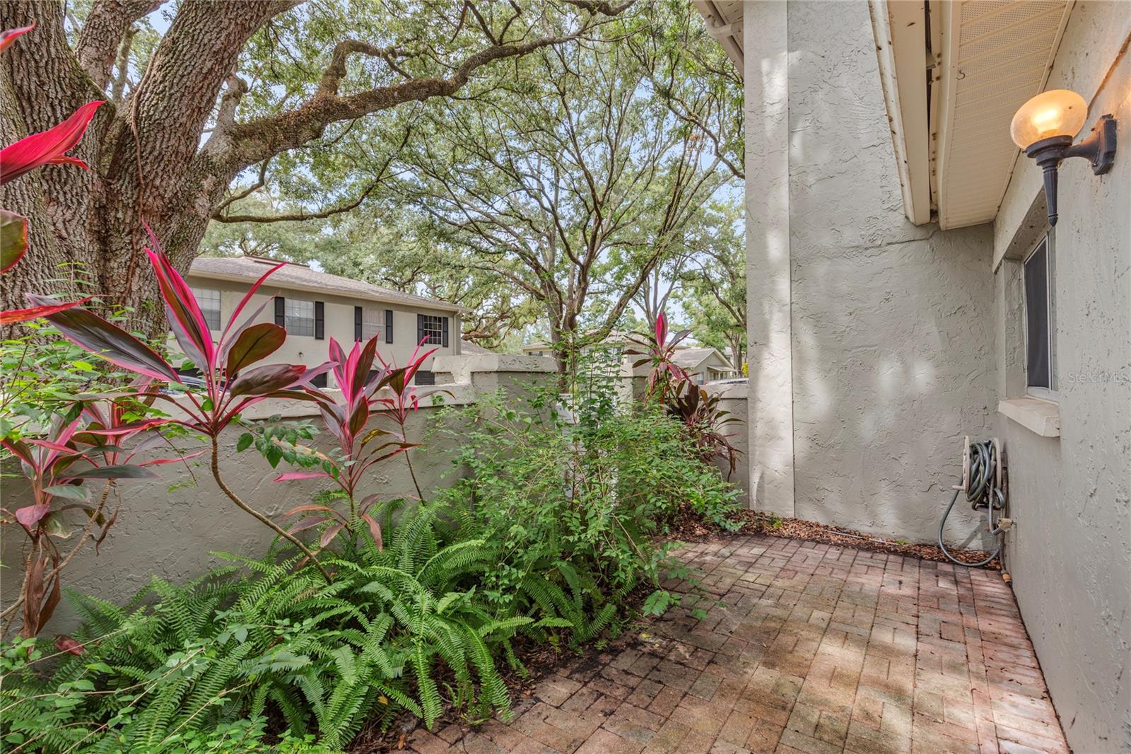 RAINTREE MANOR HOMES CONDOMINI - Residential