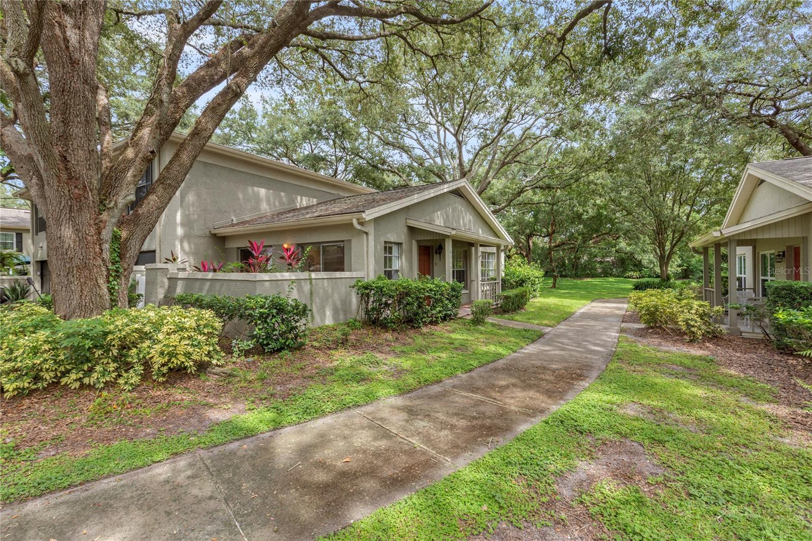 RAINTREE MANOR HOMES CONDOMINI - Residential