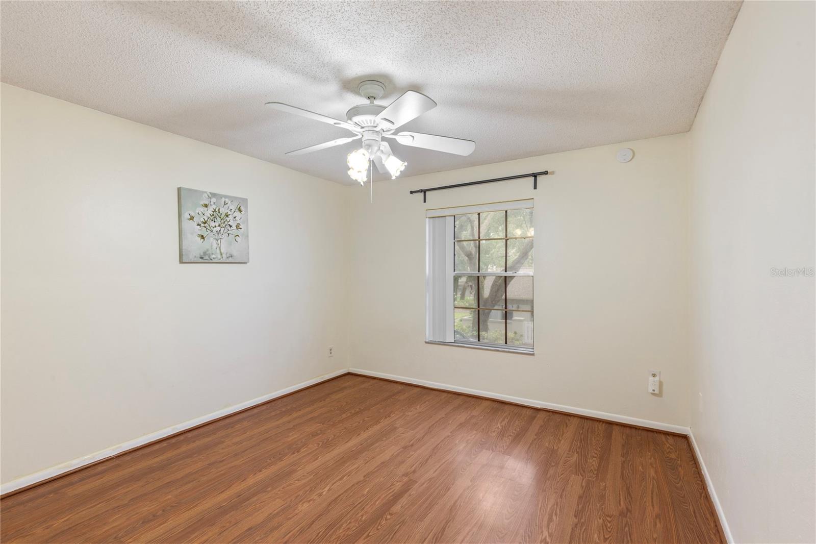 RAINTREE MANOR HOMES CONDOMINI - Residential