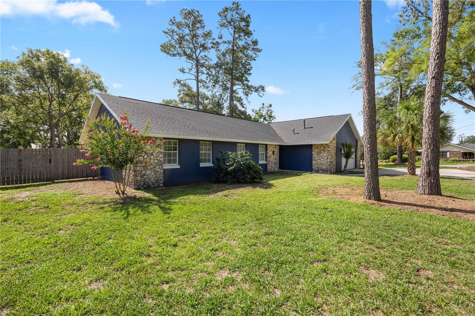 327 SE 50TH AVENUE