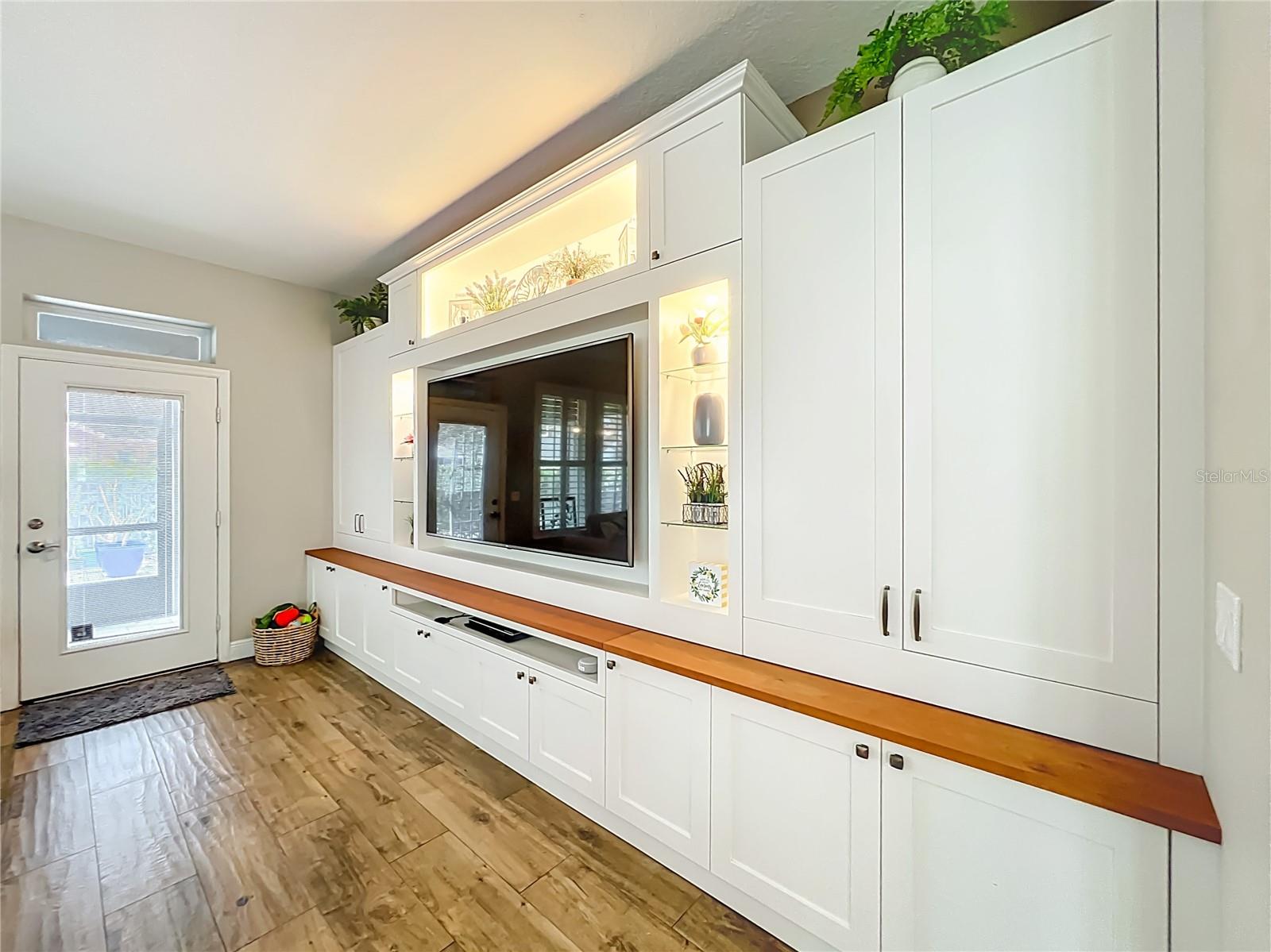 LAKES/WINDERMERE PH 03 P & Q - Residential