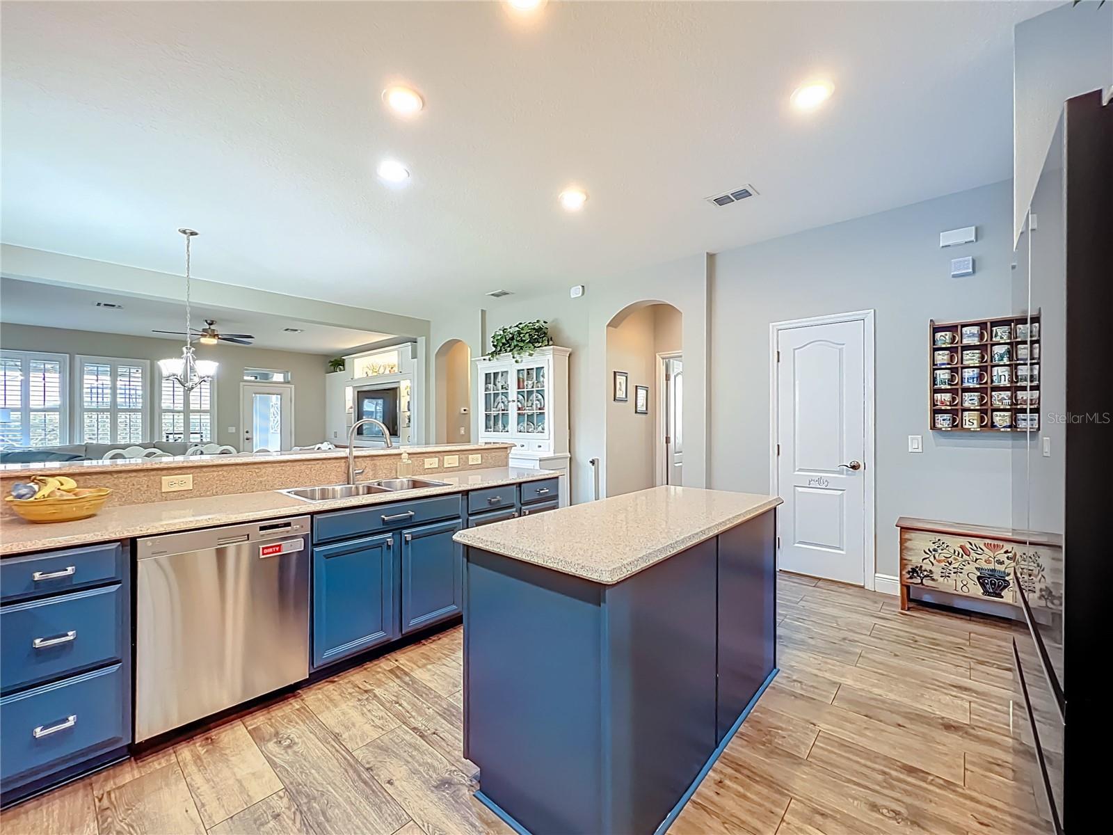 LAKES/WINDERMERE PH 03 P & Q - Residential