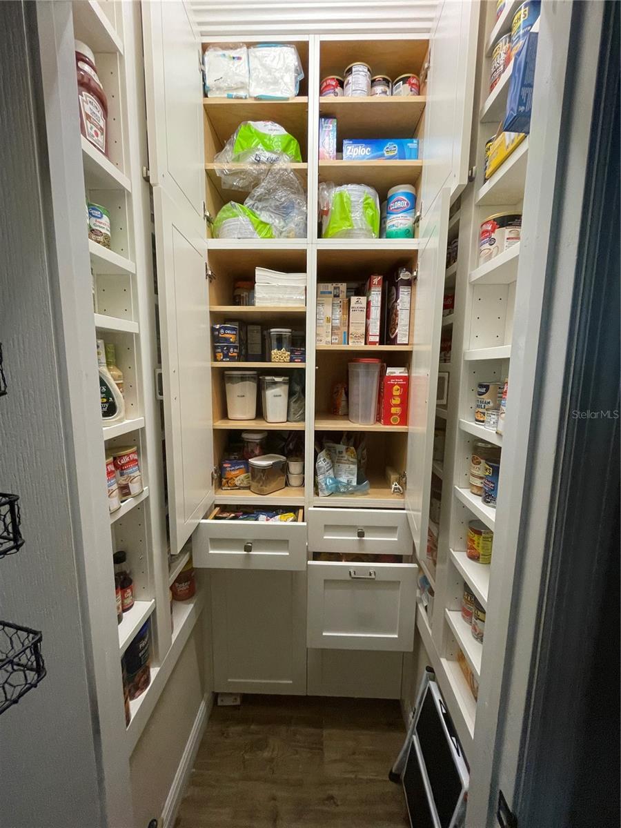 LAKES/WINDERMERE PH 03 P & Q - Residential