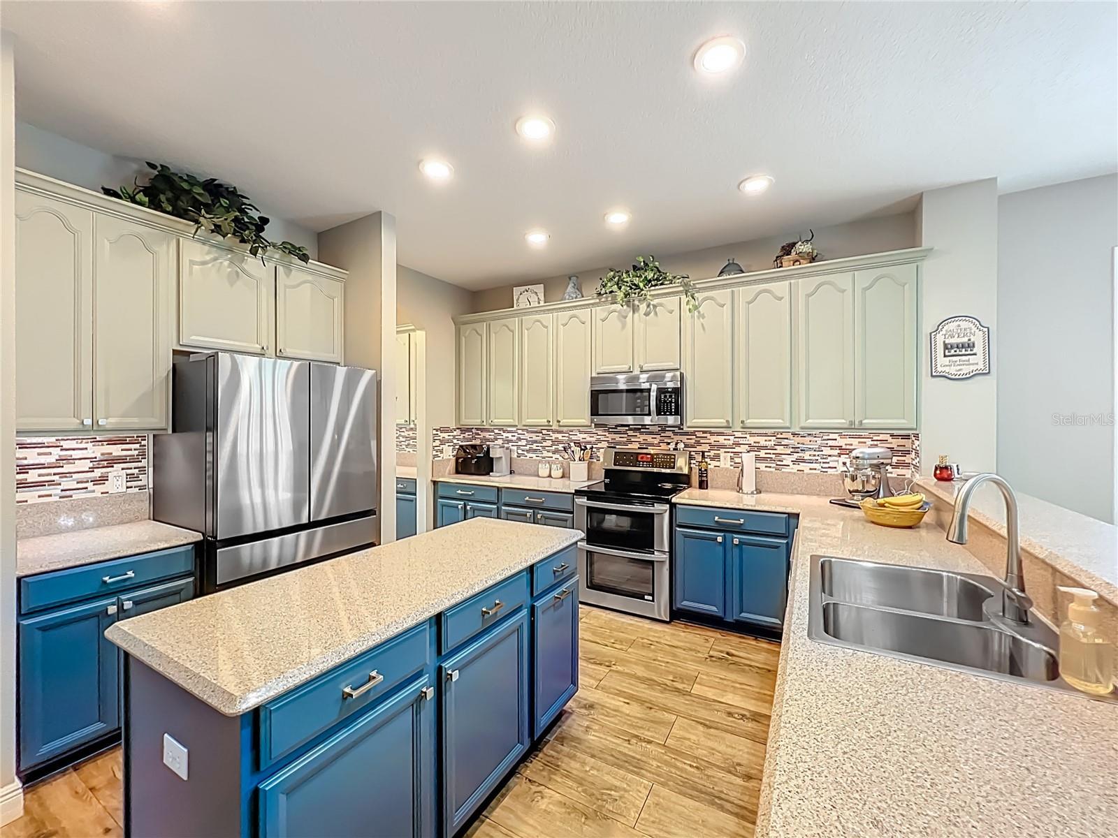 LAKES/WINDERMERE PH 03 P & Q - Residential