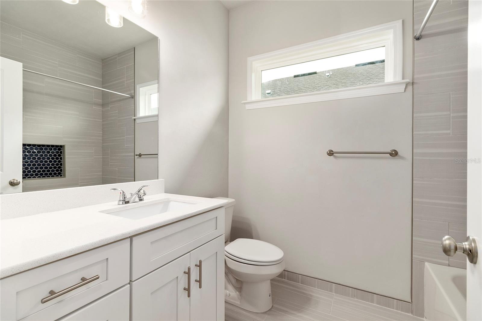 GRAND OAKS - Residential