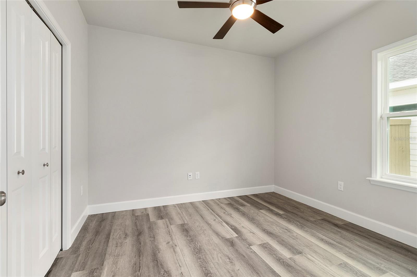 GRAND OAKS - Residential