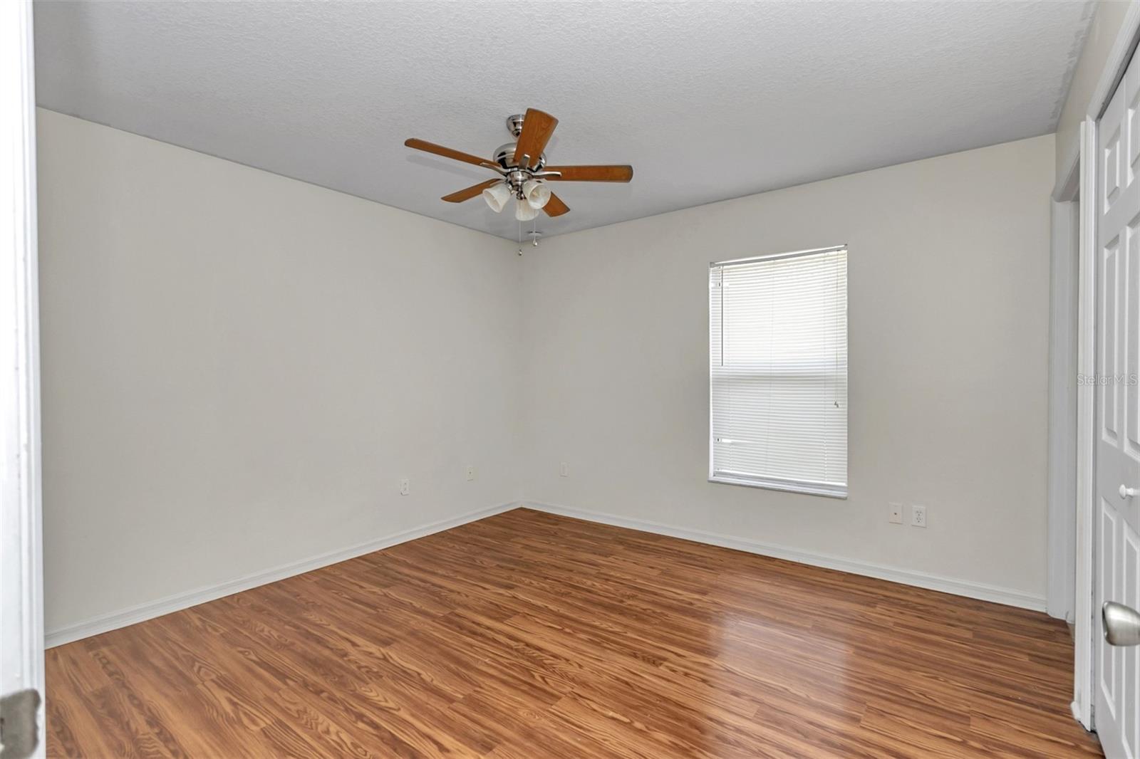 RAINBOW LAKES ESTATE - Residential