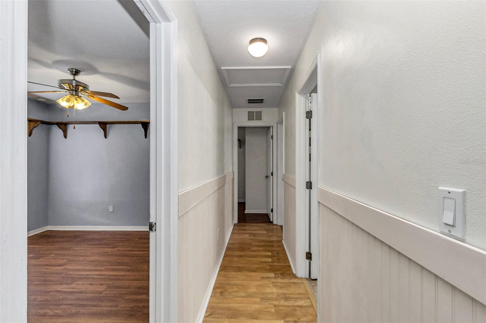 RAINBOW LAKES ESTATE - Residential