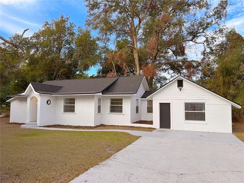 A home in TAMPA