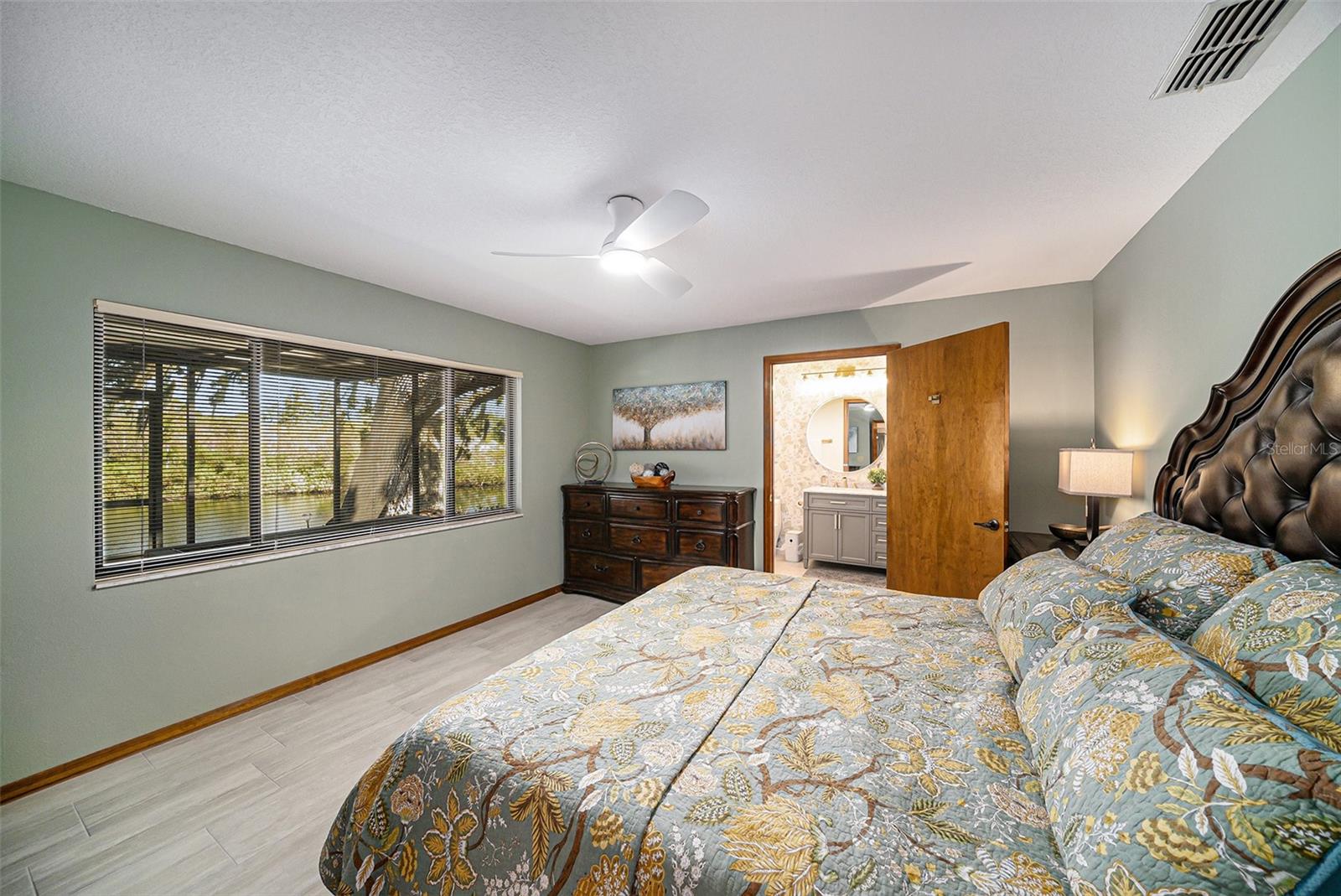 SHADOW LAKES ESTATES - Residential