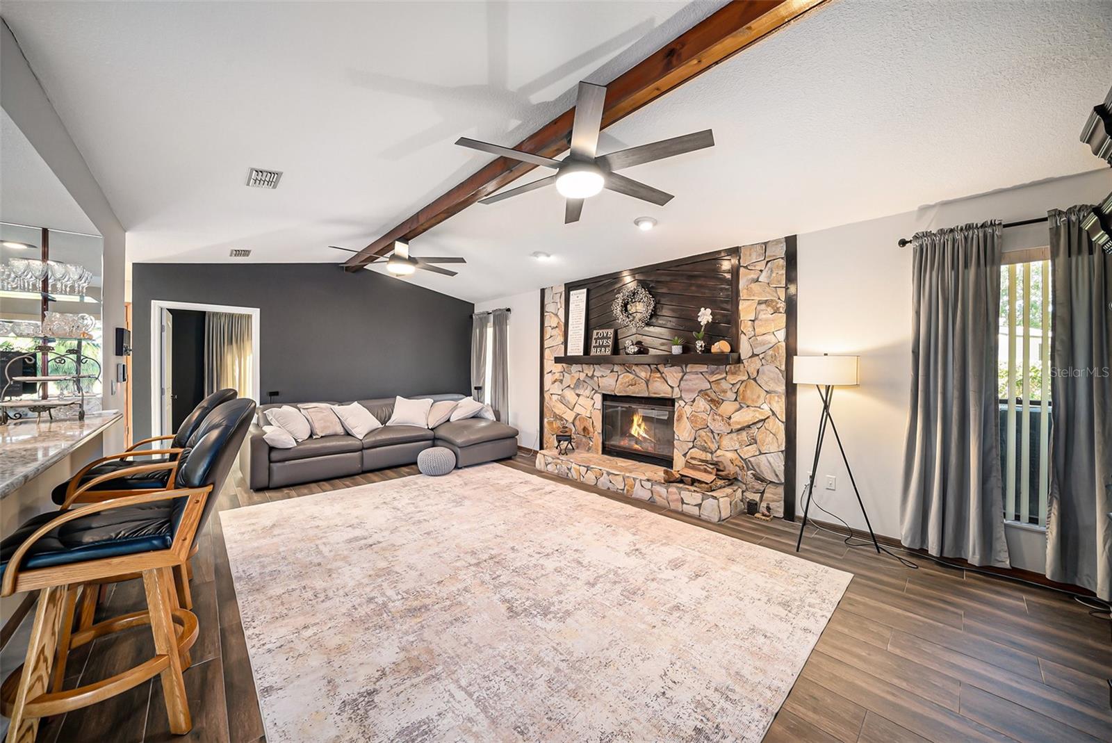 SHADOW LAKES ESTATES - Residential