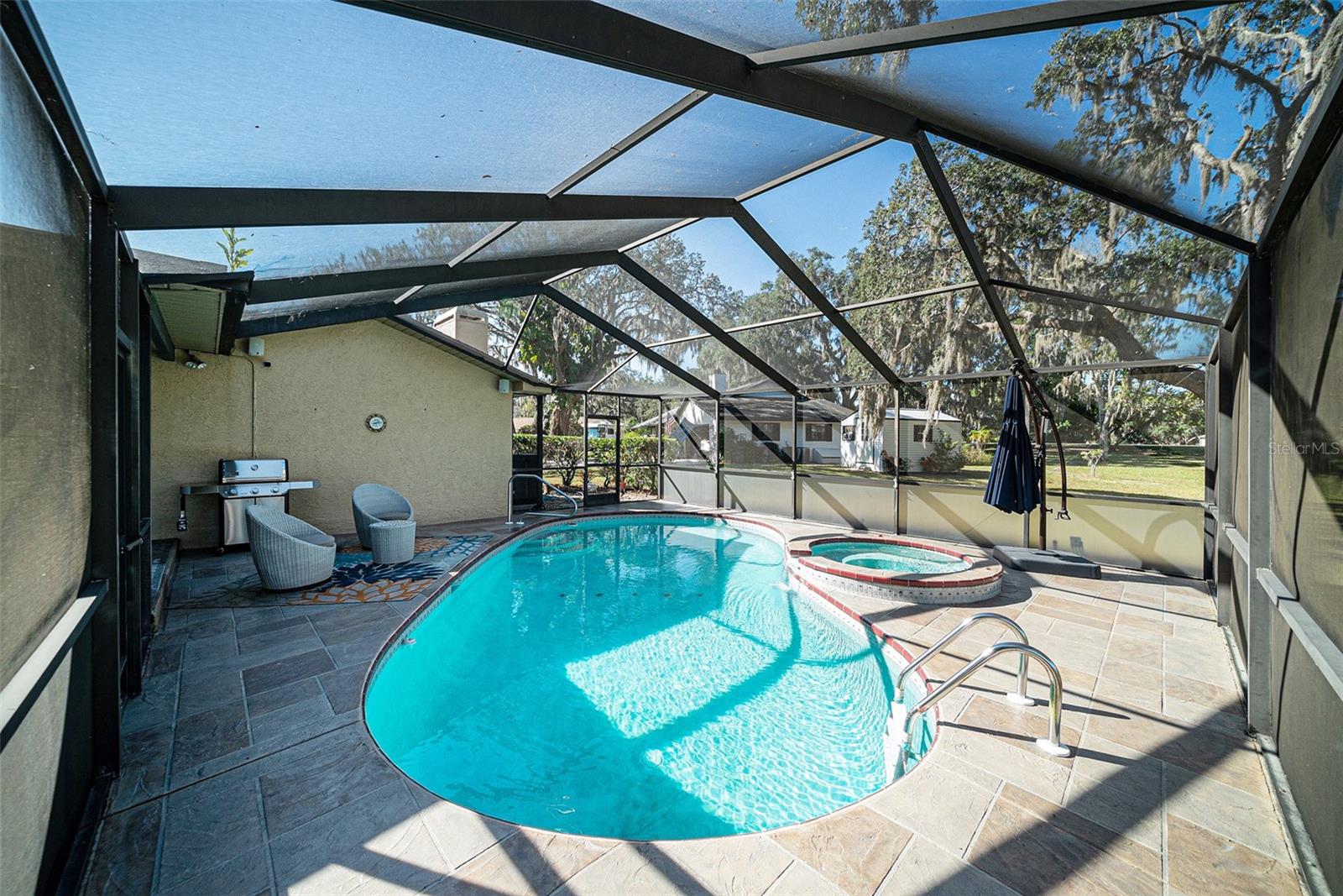 SHADOW LAKES ESTATES - Residential