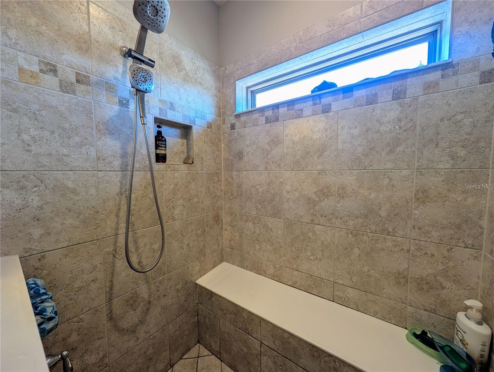 FIISHHAWK RANCH WEST PH 2A/ - Residential Lease