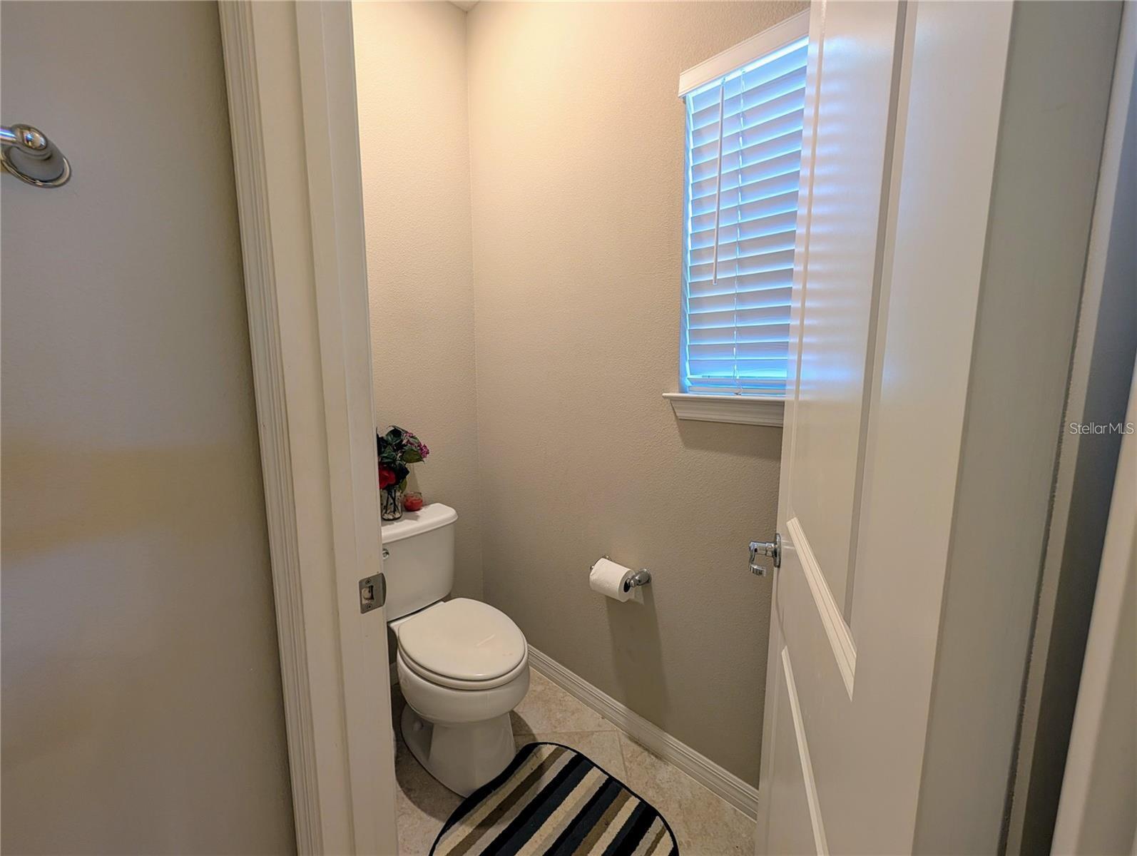 FIISHHAWK RANCH WEST PH 2A/ - Residential Lease