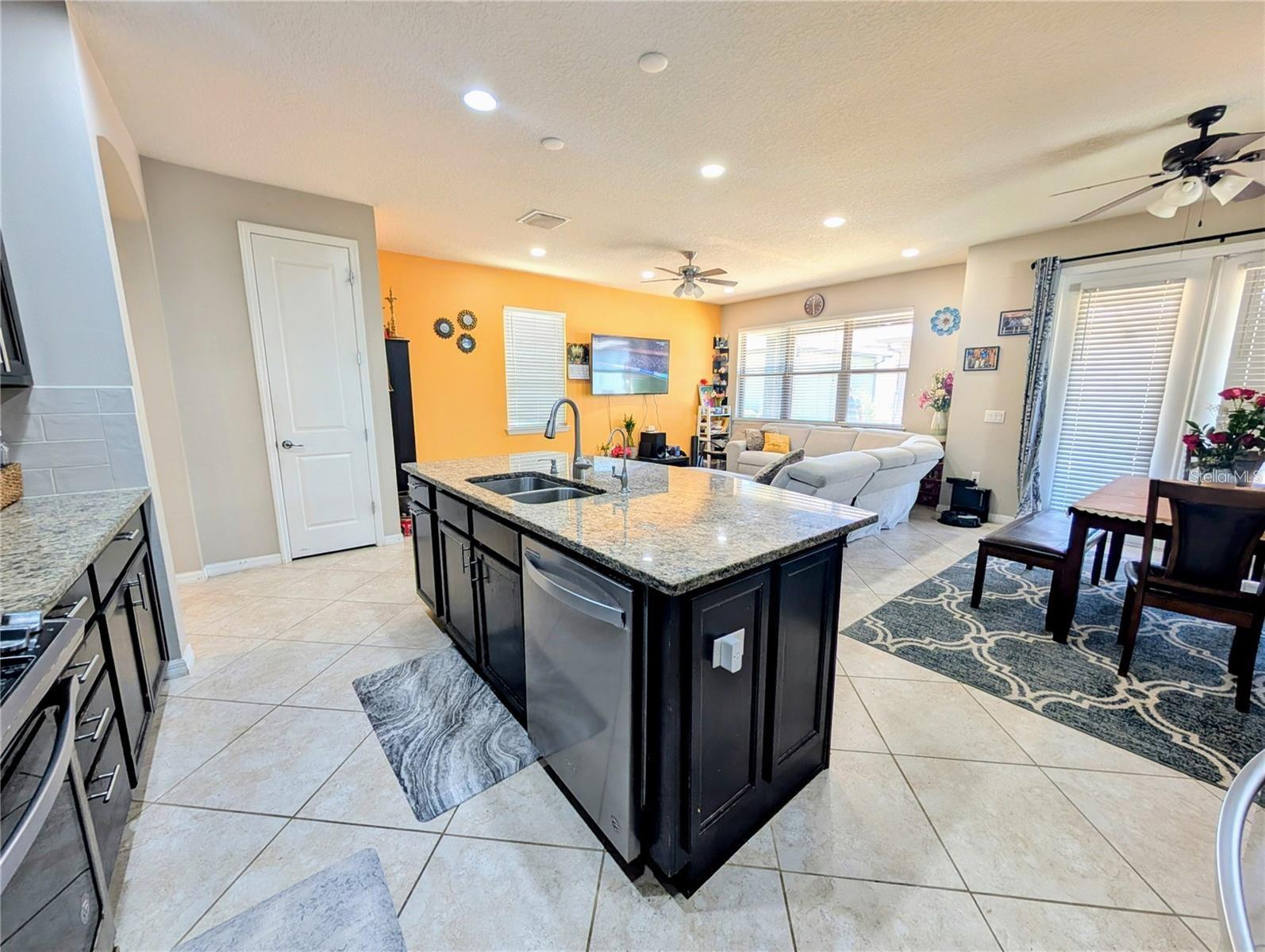 FIISHHAWK RANCH WEST PH 2A/ - Residential Lease