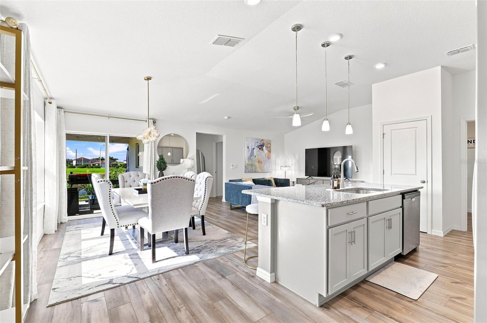 9540 SANDY BLUFFS CIRCLE