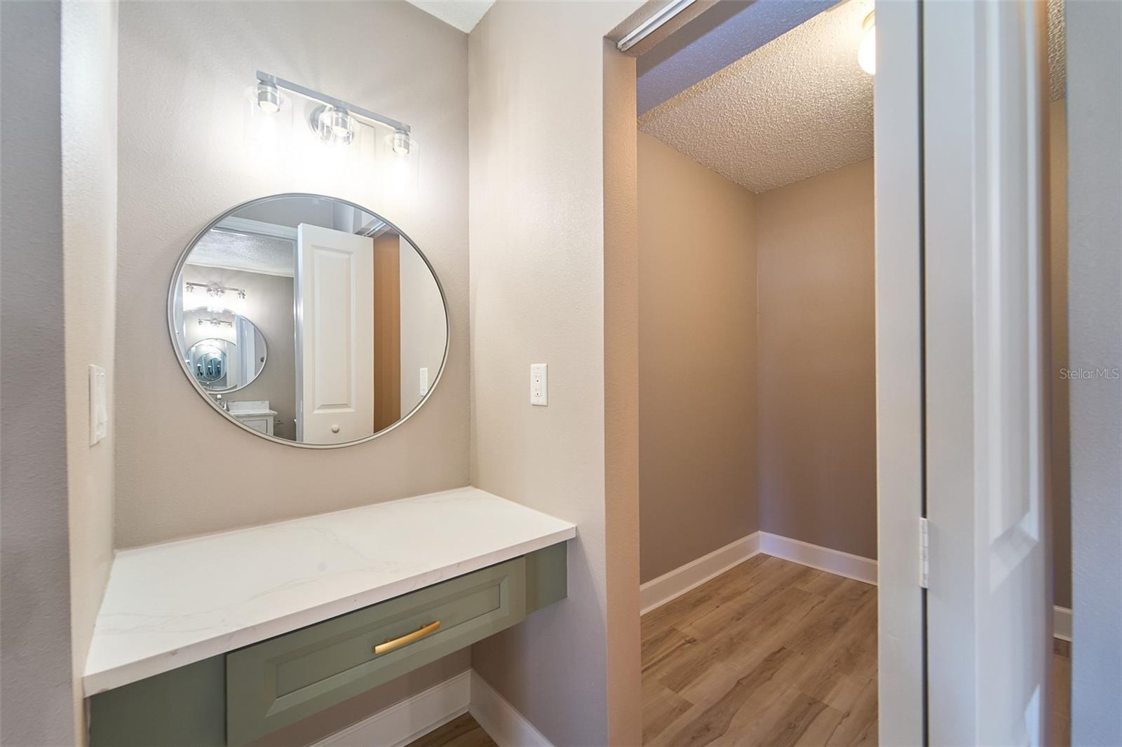 PEPPERTREE LAKE CONDO - Residential