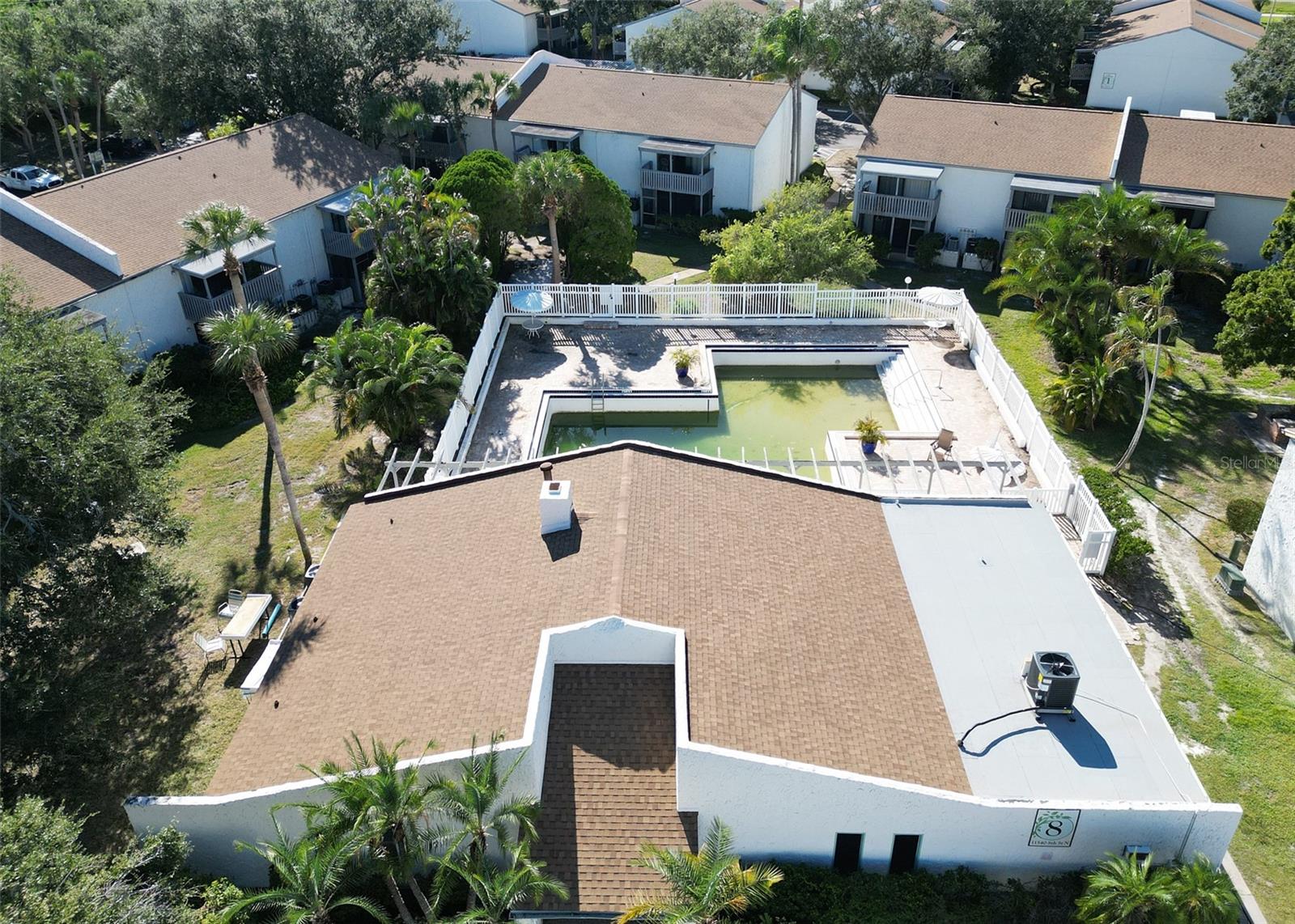 PEPPERTREE LAKE CONDO - Residential