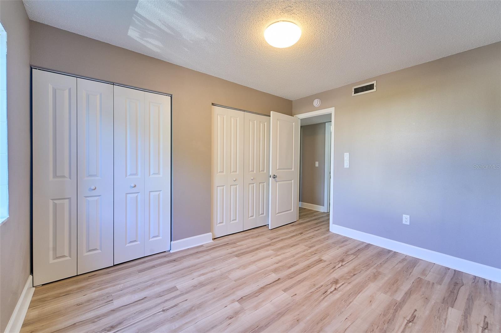 PEPPERTREE LAKE CONDO - Residential