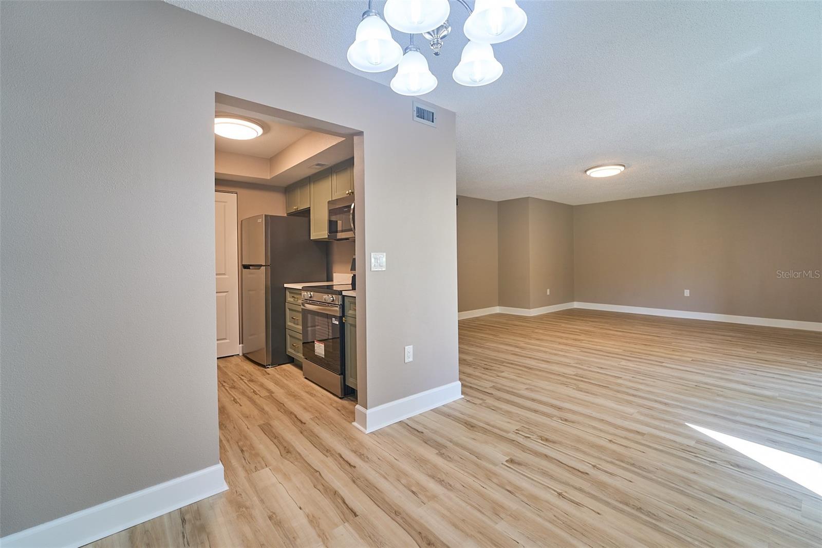 PEPPERTREE LAKE CONDO - Residential