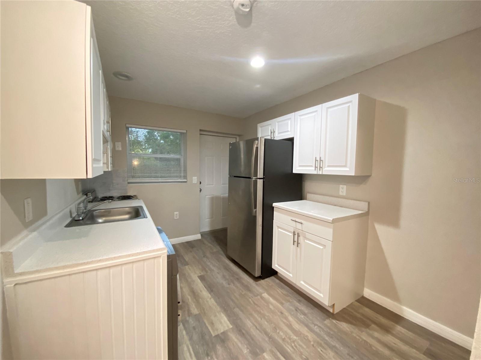 EUSTIS HOGANS SUB - Residential Lease