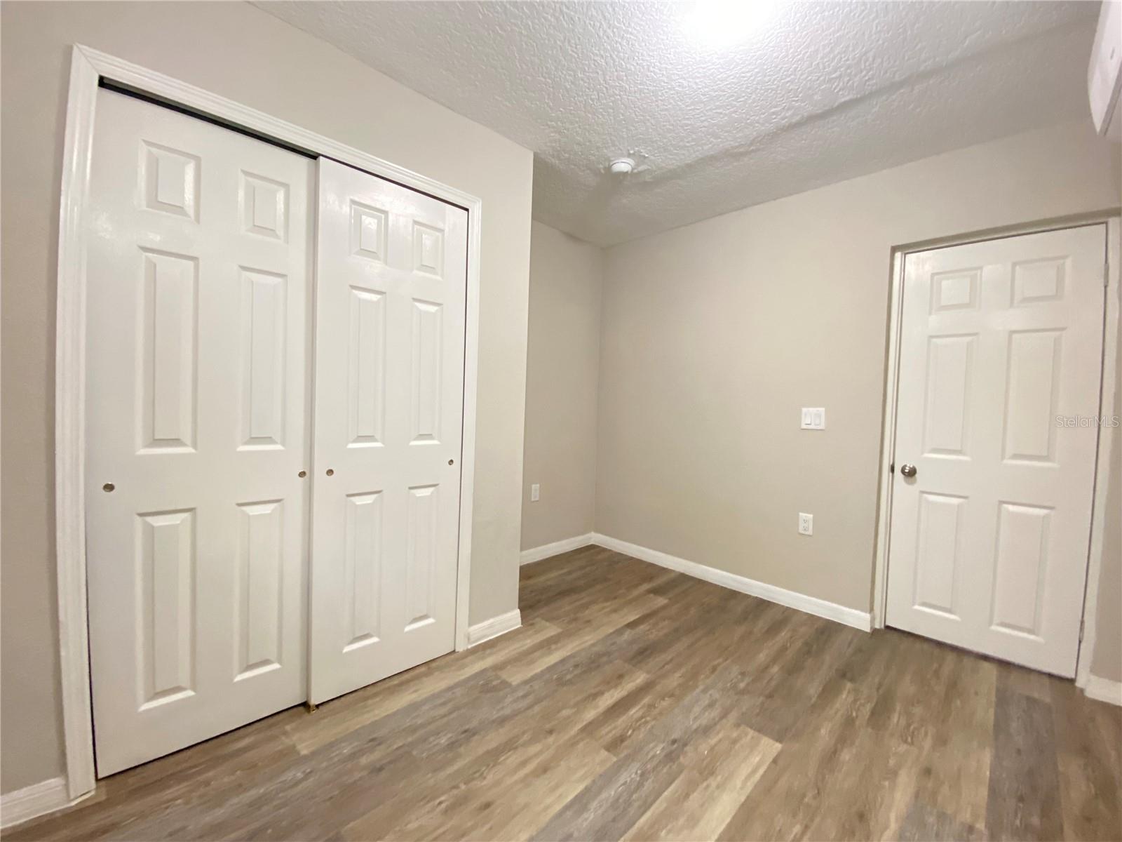 EUSTIS HOGANS SUB - Residential Lease