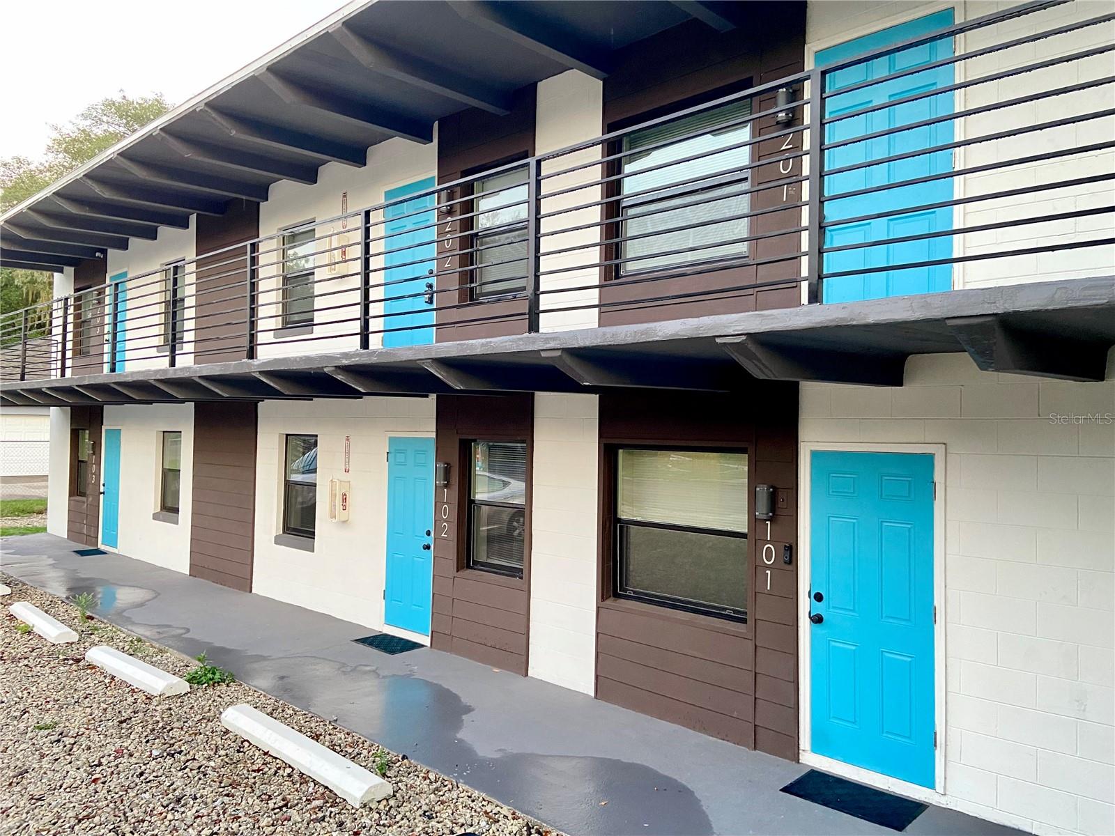 EUSTIS HOGANS SUB - Residential Lease