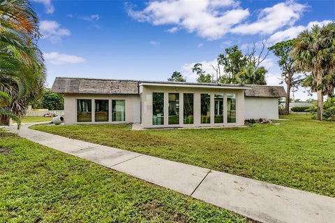 4231 Erindale Drive, North Fort Myers, FL 33903