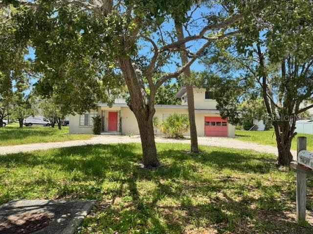 On Venice Island it's about Location, Location, Location!! This oversized lot is steps to the beach with all the conveniences living on the island offers. Home is in need of repair. Price based on lot value.