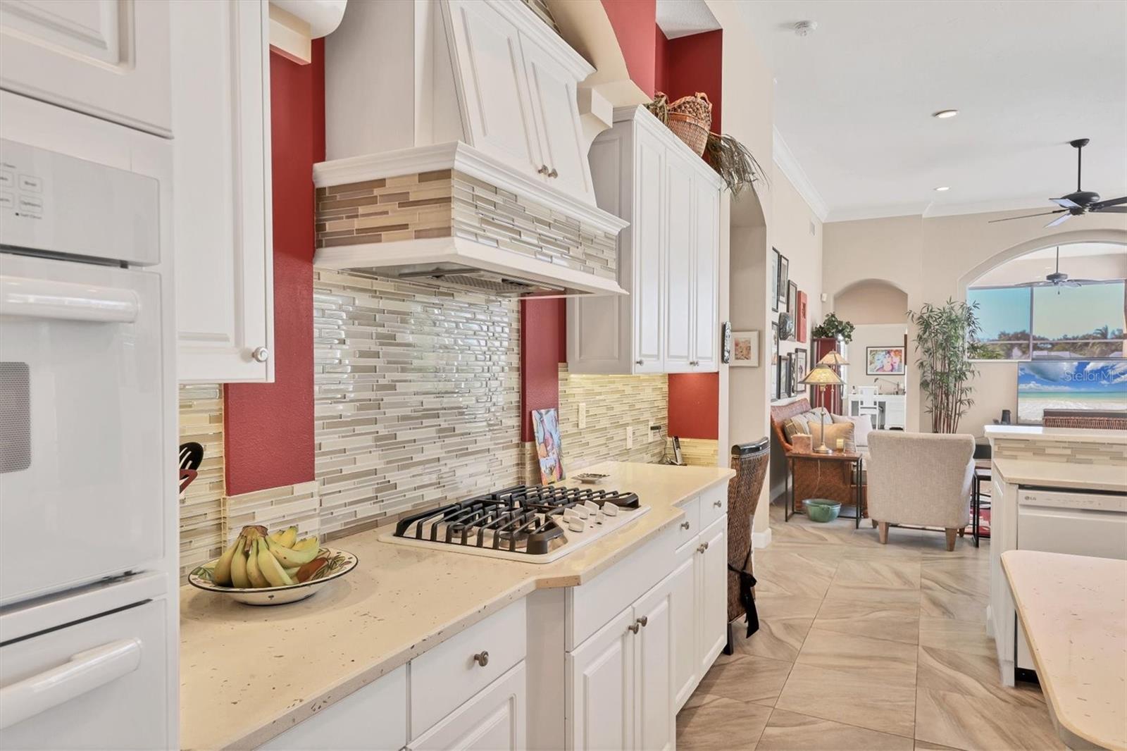 UNIVERSITY PARK COUNTRY CLUB - Residential