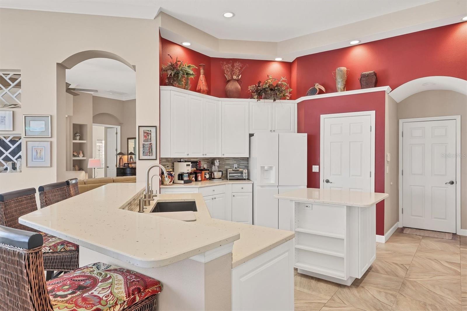 UNIVERSITY PARK COUNTRY CLUB - Residential