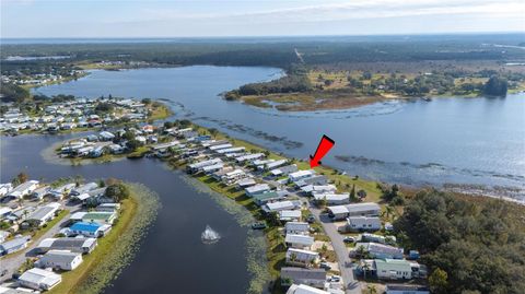 A home in LAKE WALES