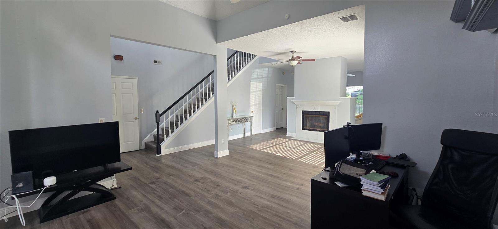 8612 VALLEY RIDGE COURT
