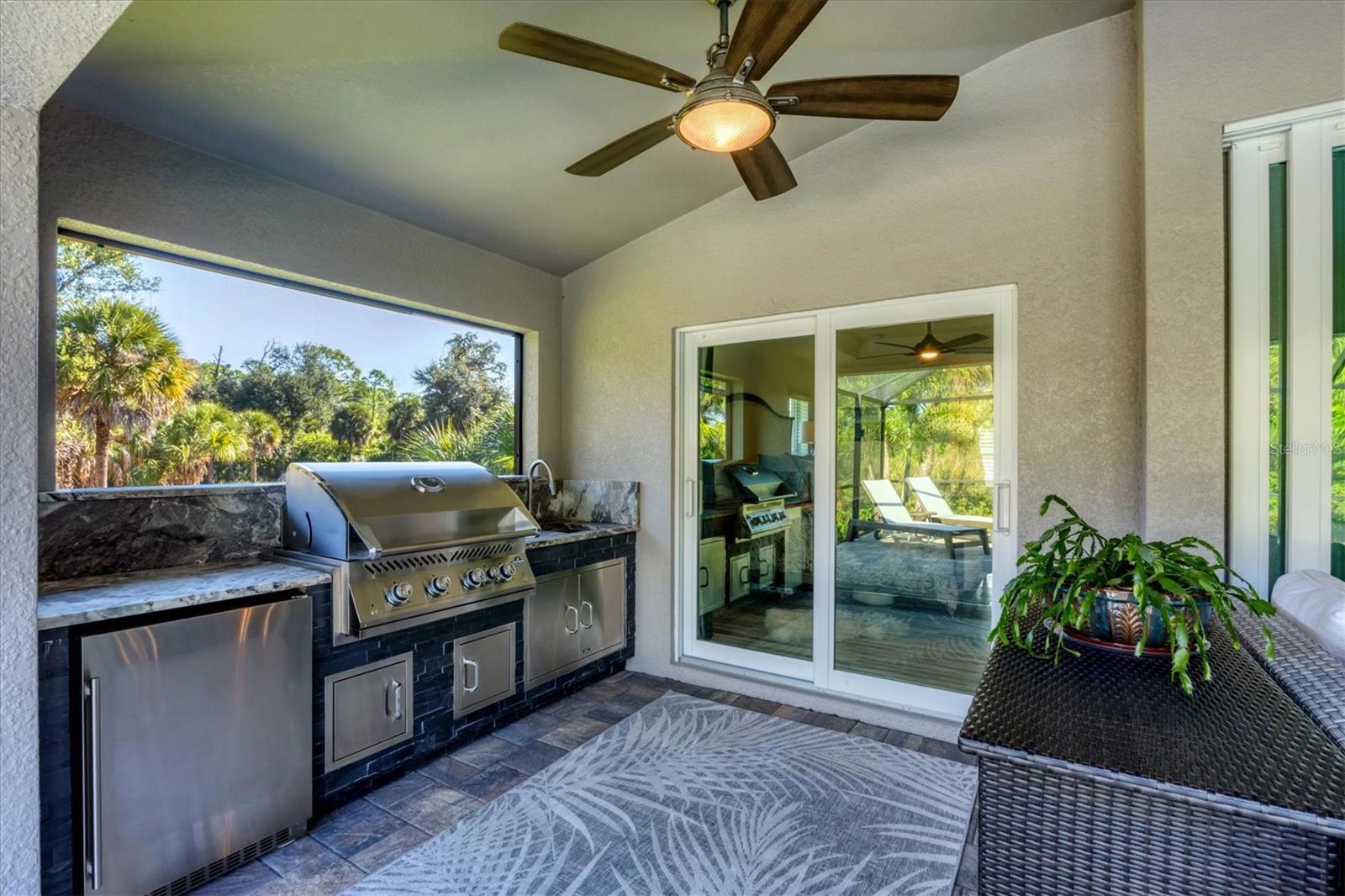 ROTONDA WEST LONG MEADOW - Residential