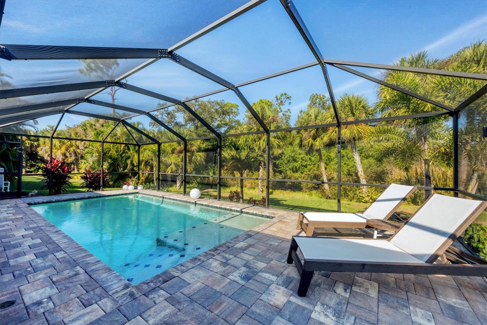 ROTONDA WEST LONG MEADOW - Residential