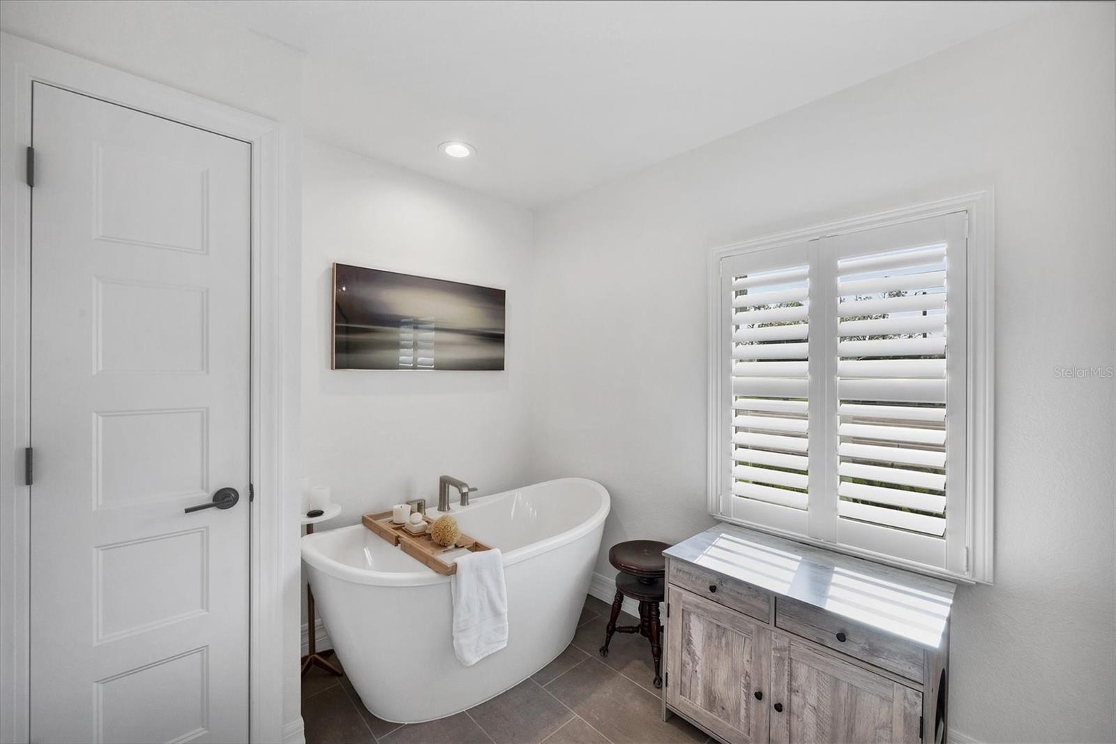 ROTONDA WEST LONG MEADOW - Residential