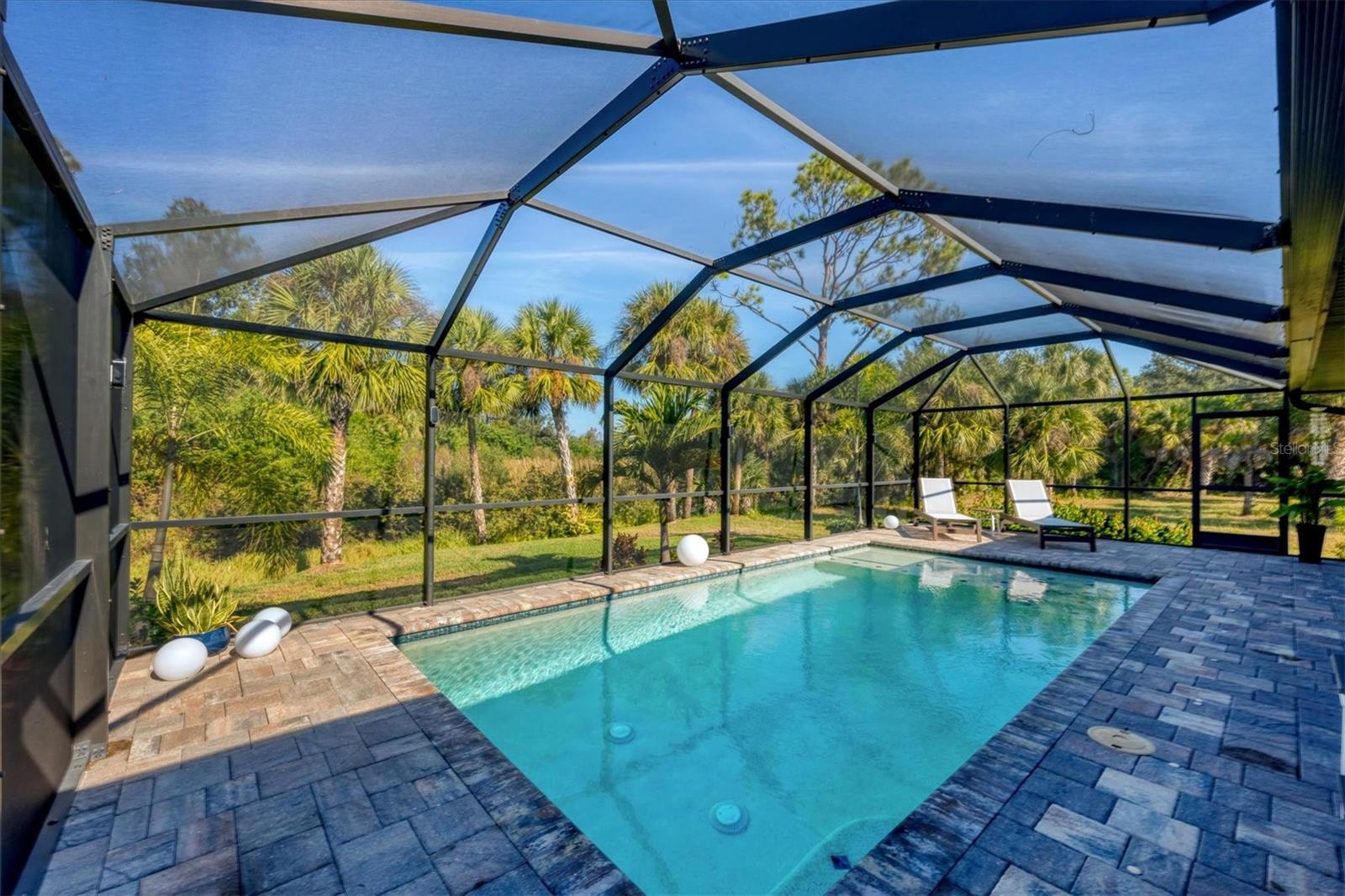 ROTONDA WEST LONG MEADOW - Residential