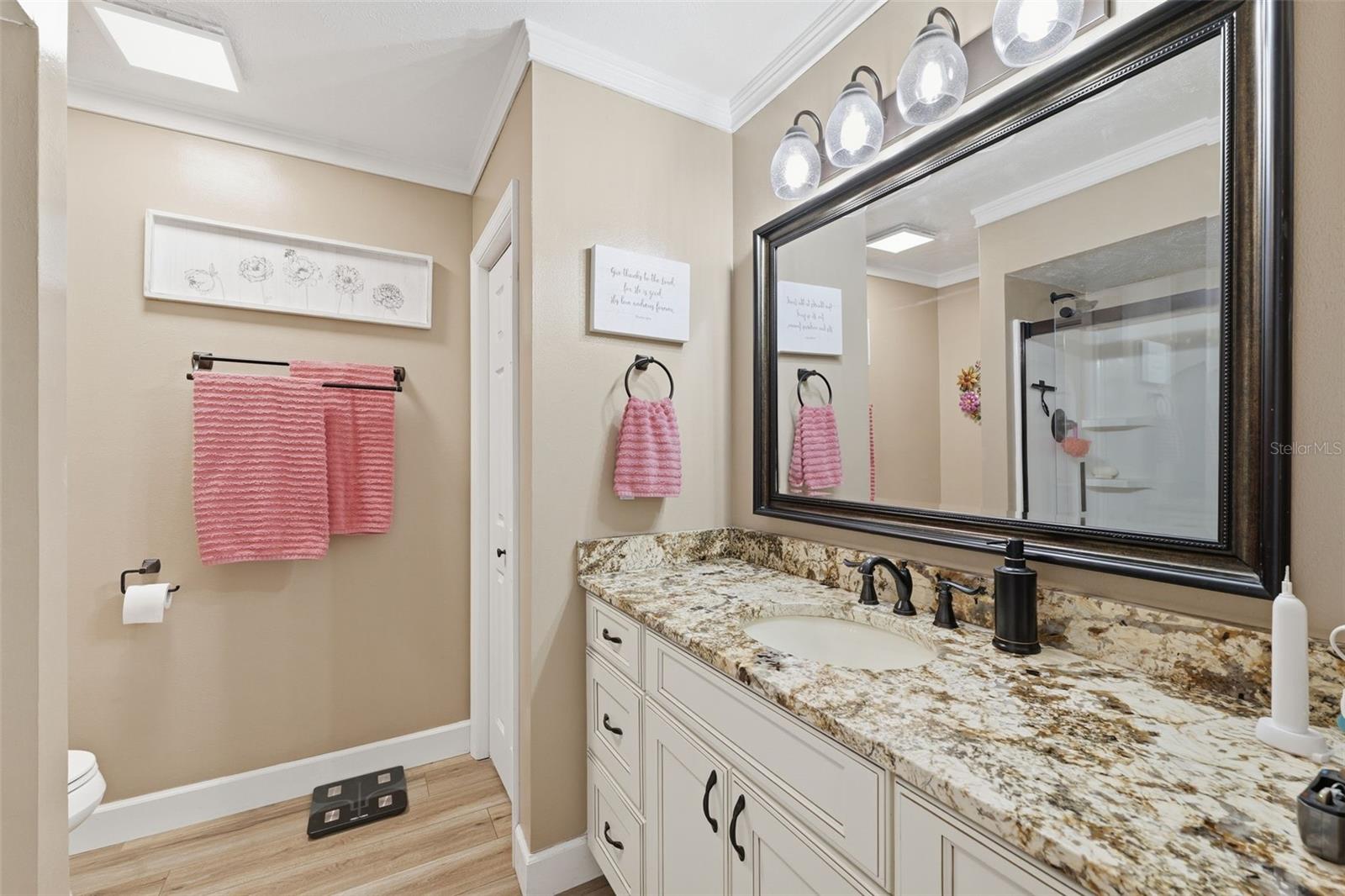 LAKE ELLEN GROVE SUB - Residential