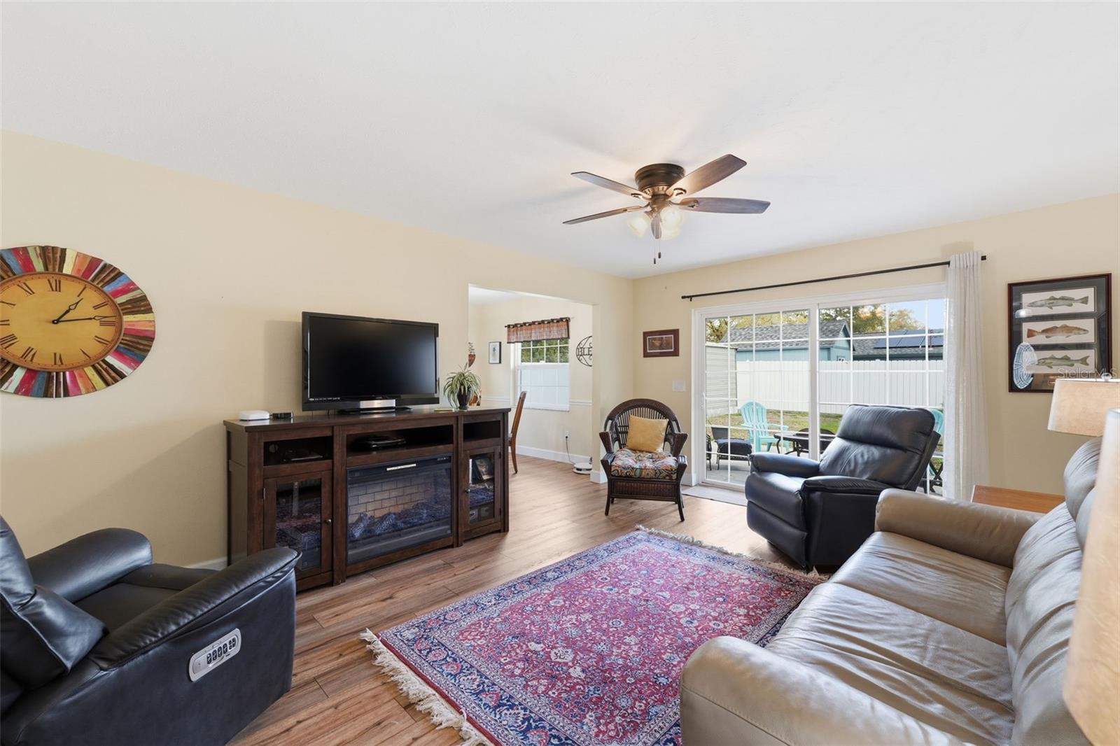 LAKE ELLEN GROVE SUB - Residential