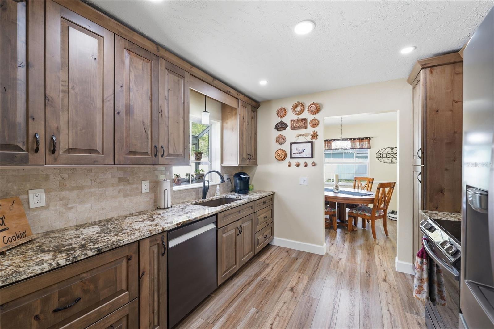 LAKE ELLEN GROVE SUB - Residential